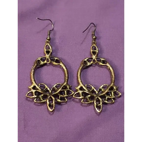 Ornate Bronze Tone Metal And Aurora Borealis Rhinestone Crystal Dangle Earrings - Picture 9 of 9